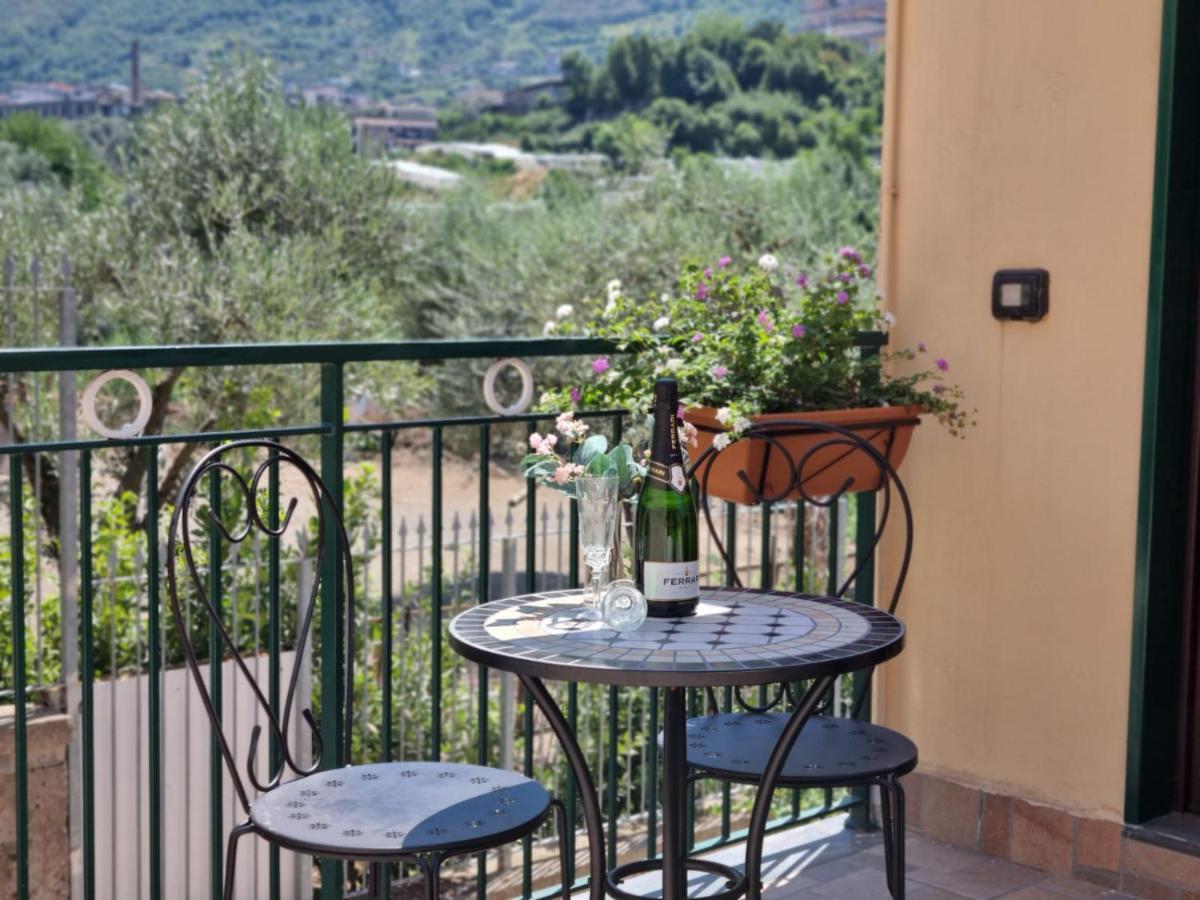 B&B Carmelina Gragnano Bagian luar foto